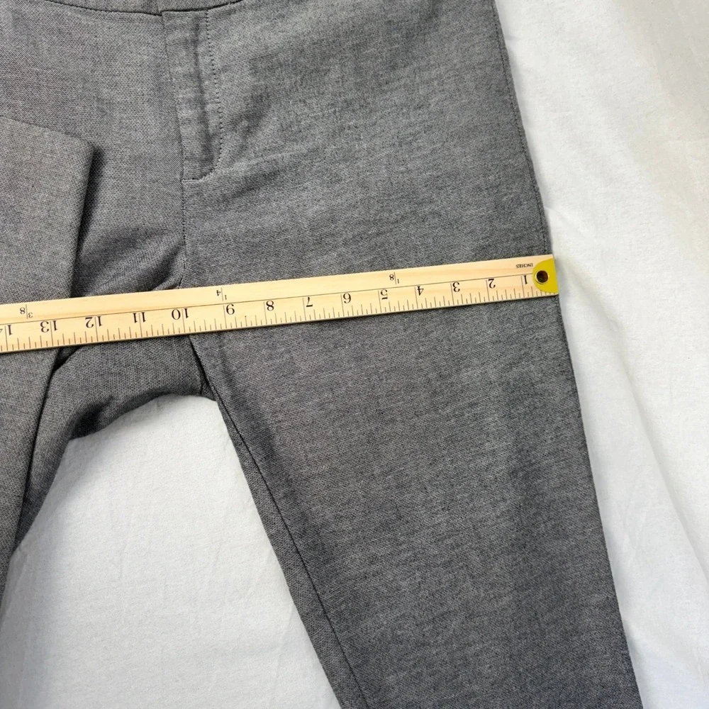 N/A women gray